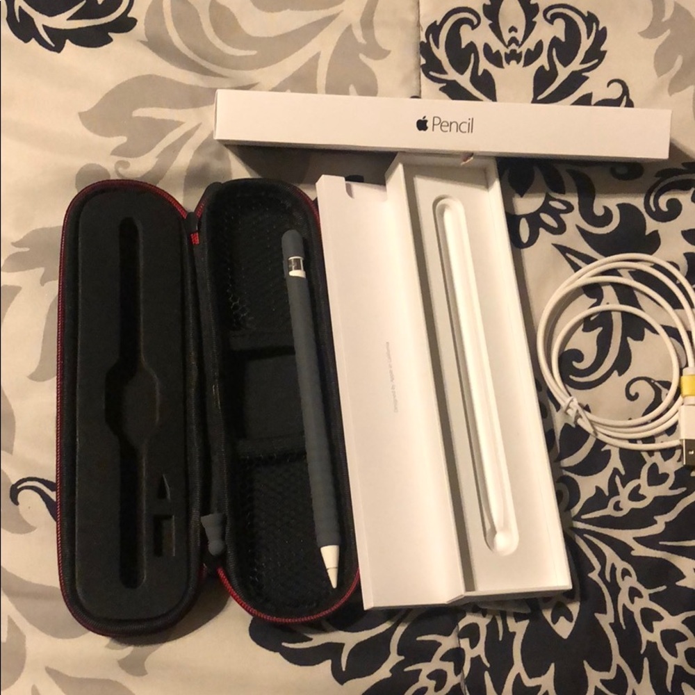 Apple Pencil barely used